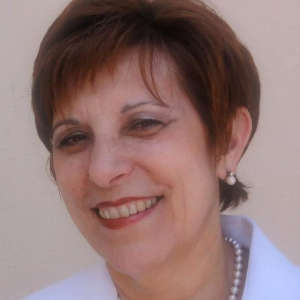 Rosa clienta fiel de tapicería en Madrid